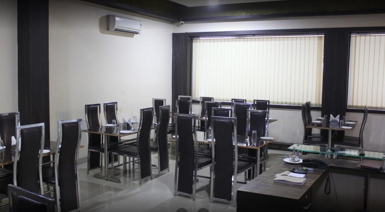City Surya Gaya Exterior foto